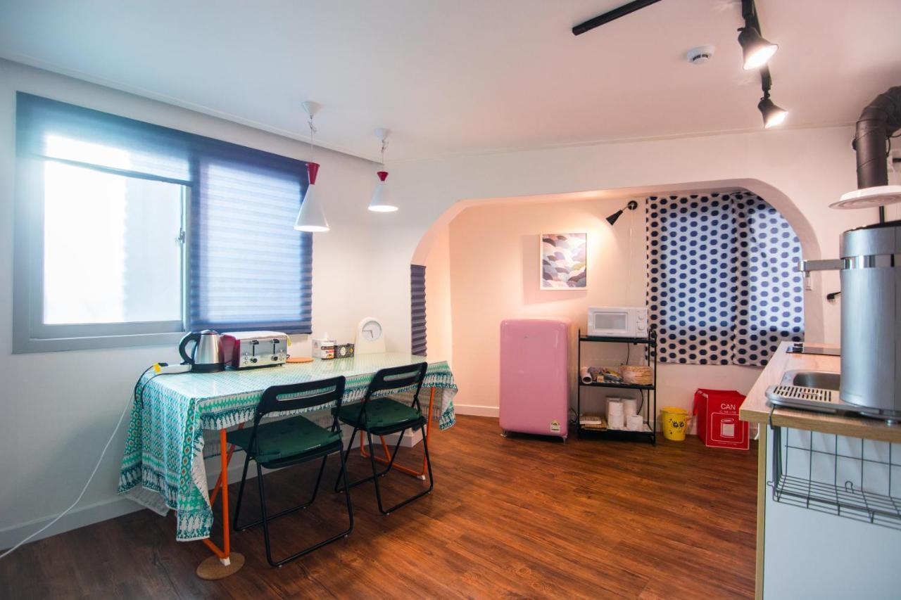 Apelbaum 1 Hongdae Apartment Seoul Bagian luar foto