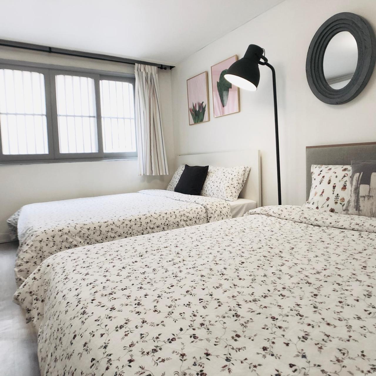 Apelbaum 1 Hongdae Apartment Seoul Bagian luar foto