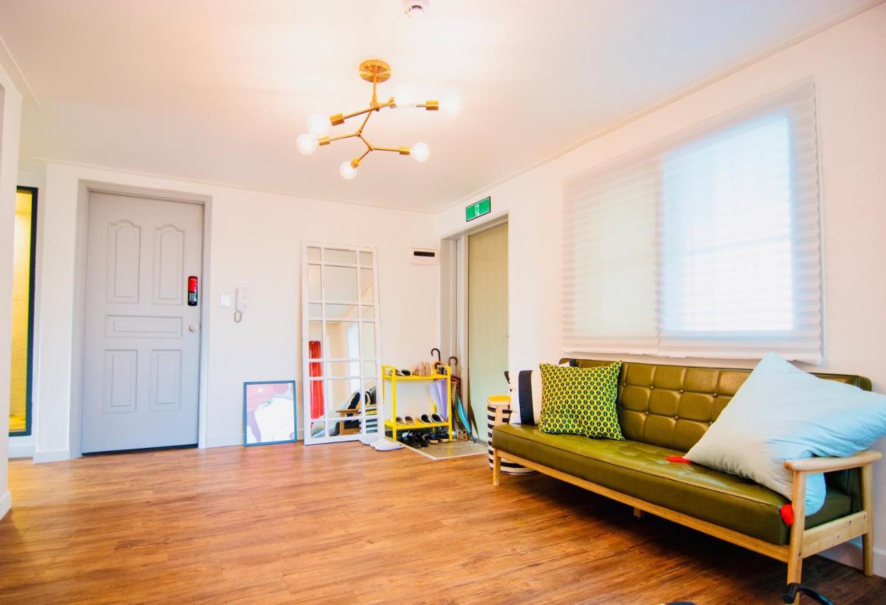 Apelbaum 1 Hongdae Apartment Seoul Bagian luar foto